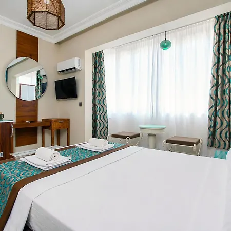 Dublin Hotel 2*