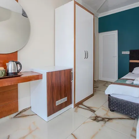 Dublin Hotel 2*